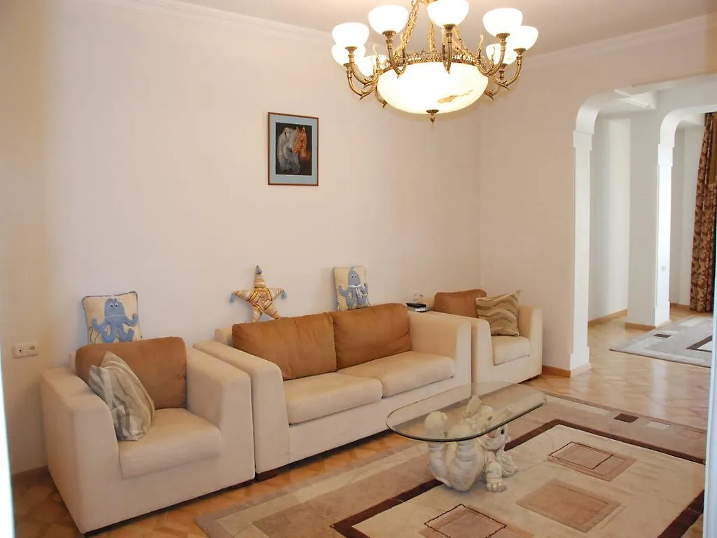 Golden Fleece Apartments Тбилиси